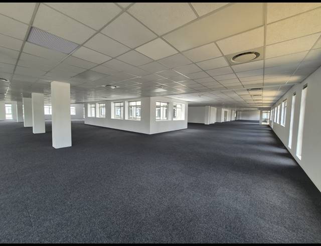 1,212M² OFFICE TO LET IN SANDTON CENTRAL